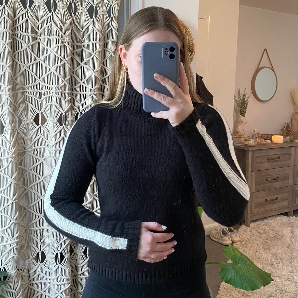 Striped turtleneck